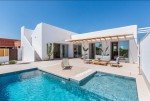 A villa for sale in the Benijofar area