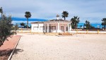 A villa for sale in the Catral area